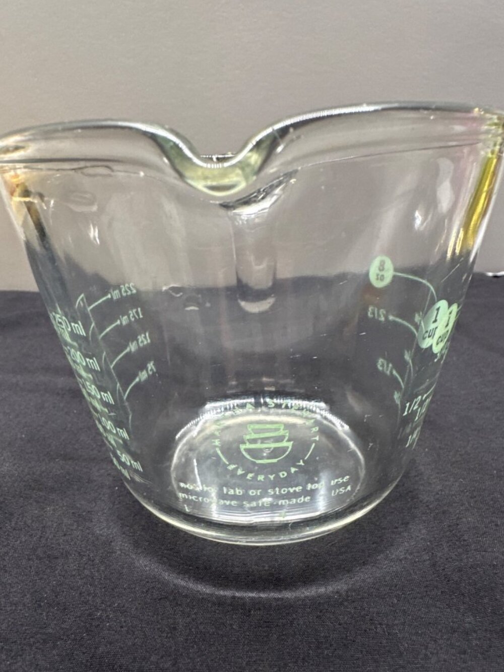 Martha Stewart Everyday Glass Measuring Cup 1 Cup 8 Oz Made In USA VTG 1990-2000